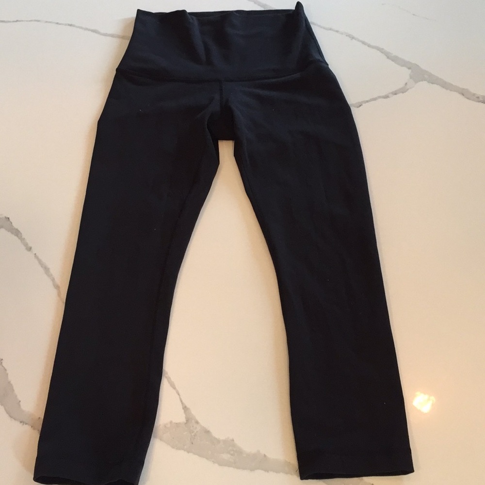 Lululemon wunder under crop